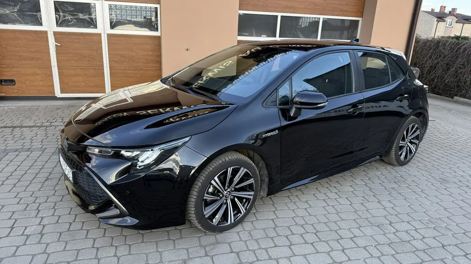 TOYOTA Corolla -