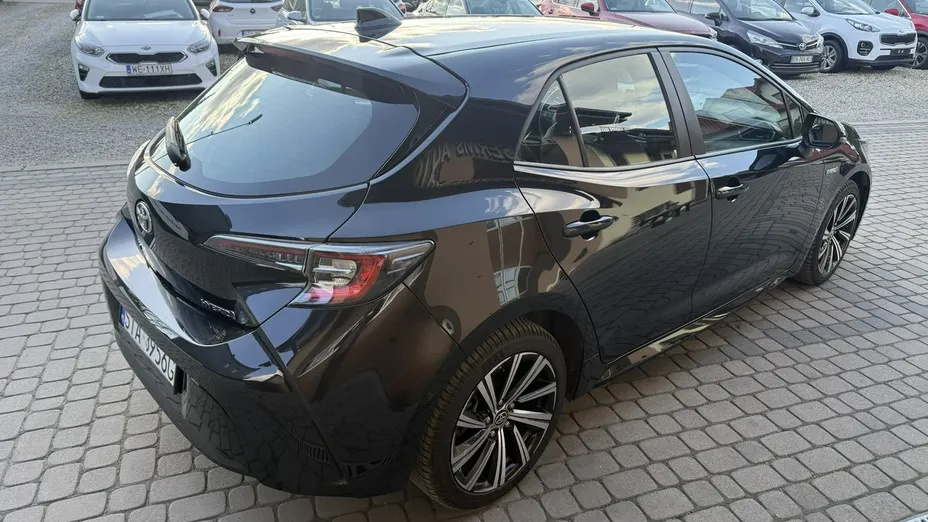 TOYOTA Corolla -