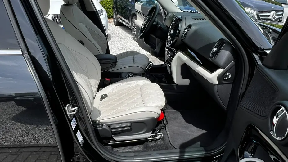 MINI Countryman -