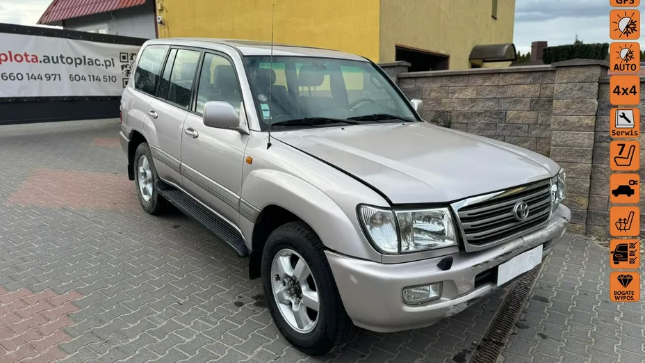 TOYOTA Land Cruiser -