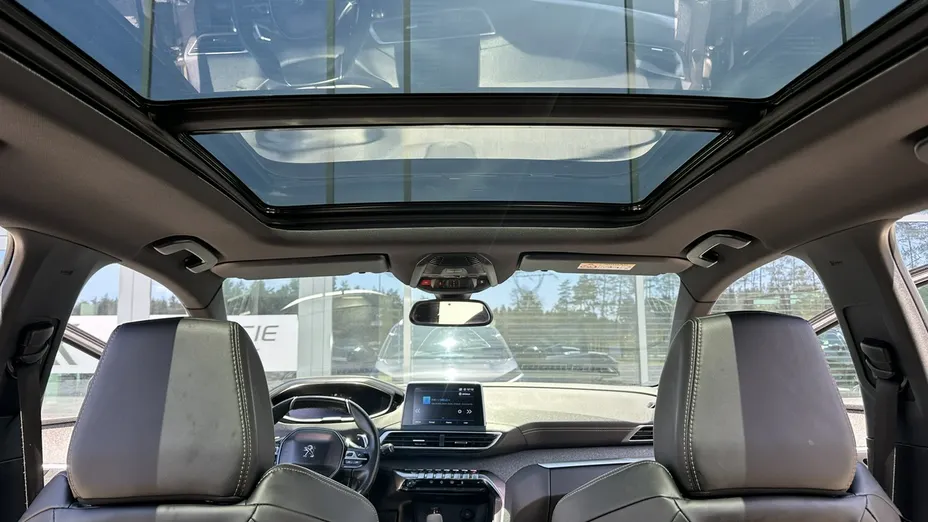 PEUGEOT 3008 -