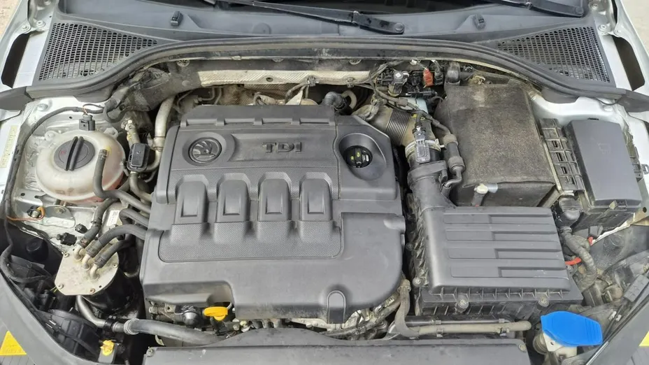 SKODA Octavia -