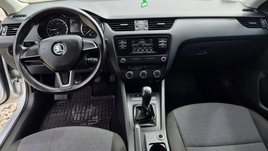 SKODA Octavia -