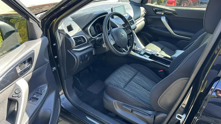 MITSUBISHI Eclipse Cross -
