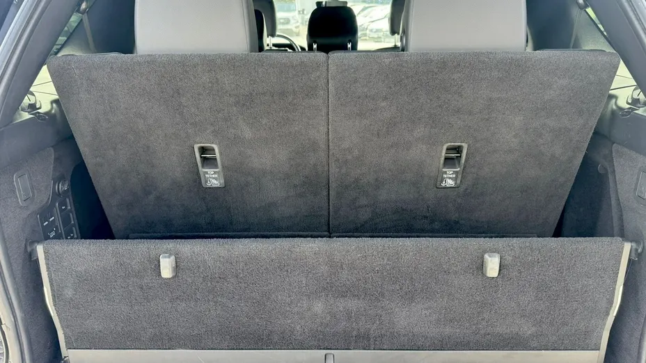 LAND ROVER Discovery -