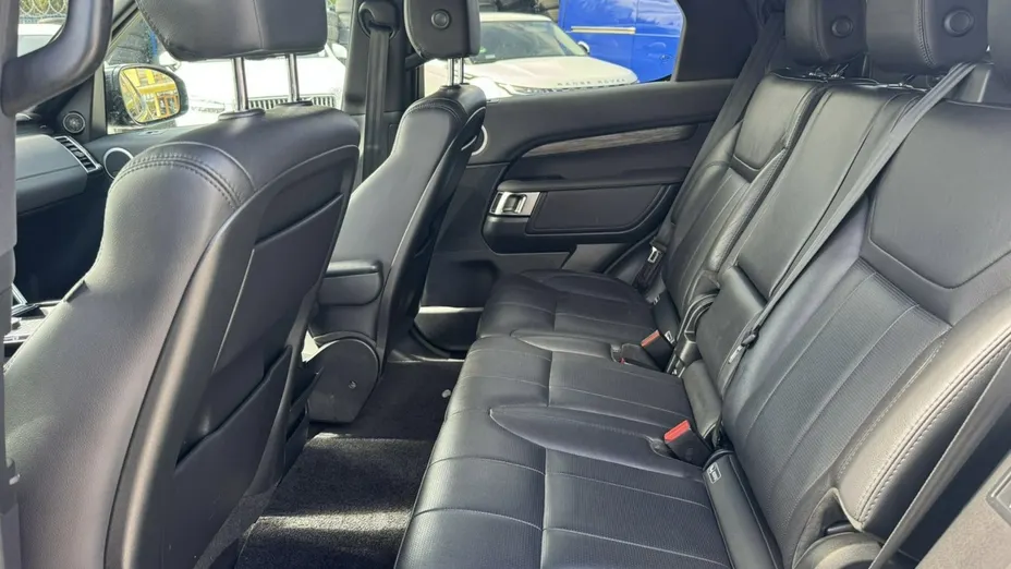 LAND ROVER Discovery -