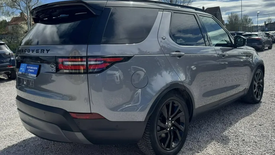 LAND ROVER Discovery -