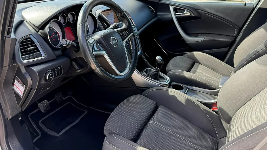 OPEL Astra -