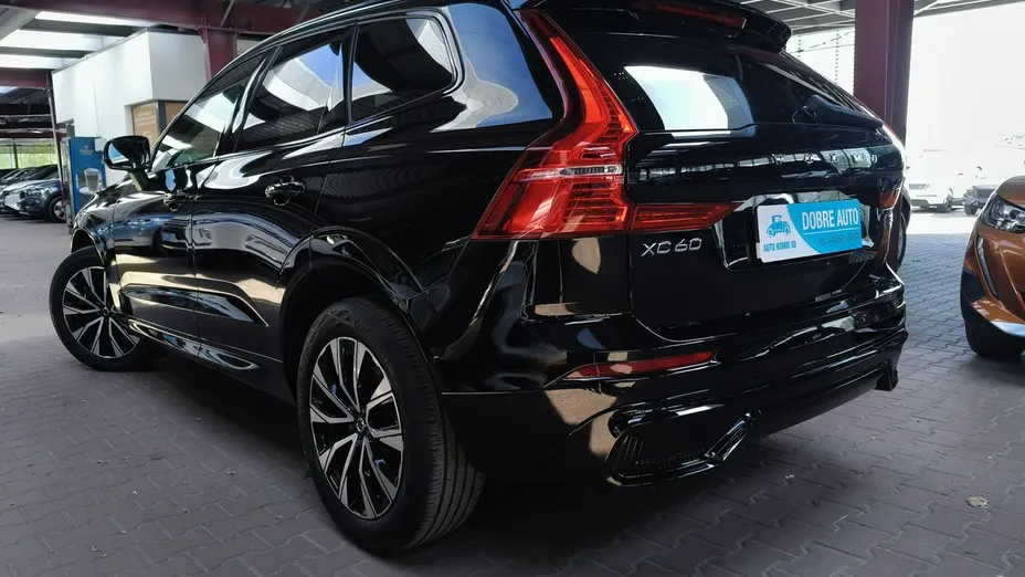 VOLVO XC60 -