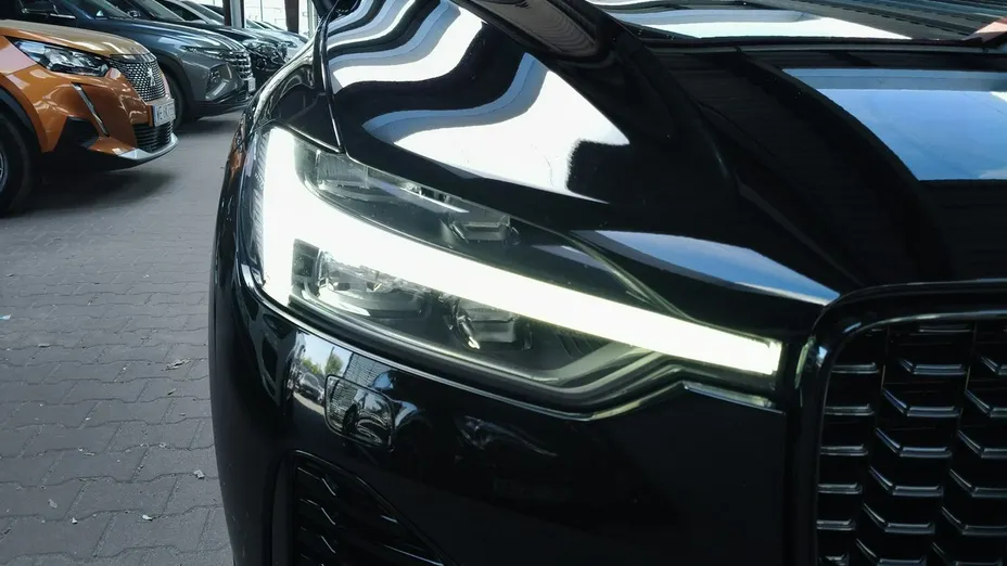 VOLVO XC60 -