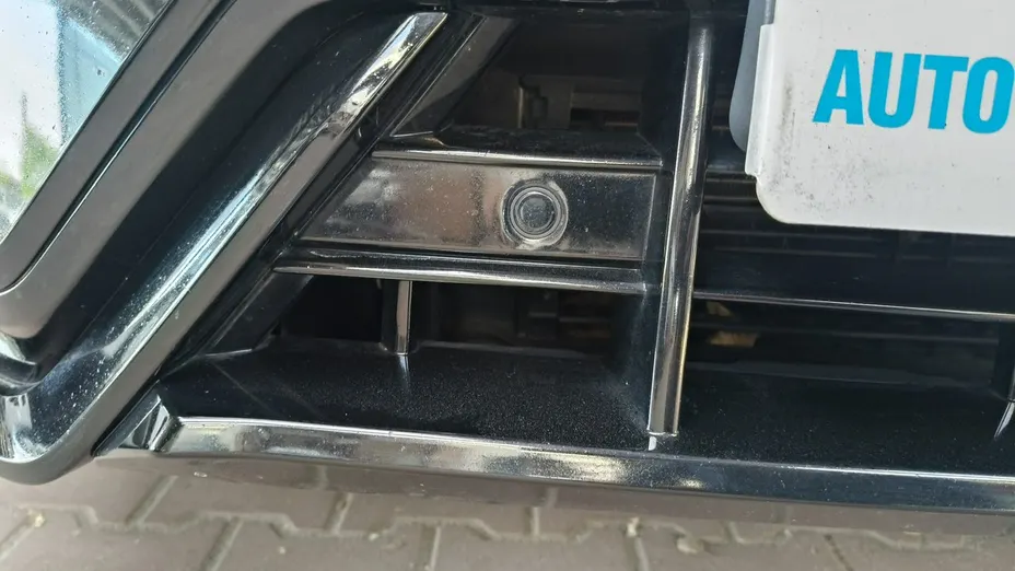 VOLVO XC60 -