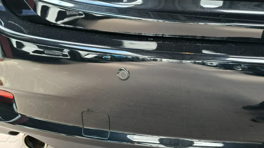 MAZDA 3 -