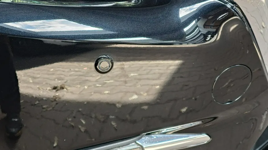 MAZDA 3 -