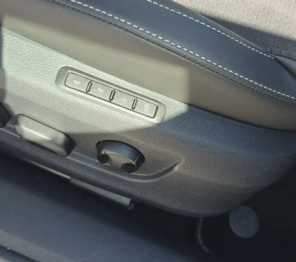 SKODA Superb -
