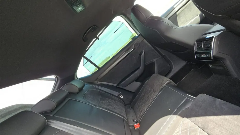SKODA Superb -