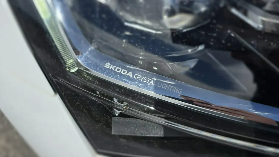 SKODA Superb -