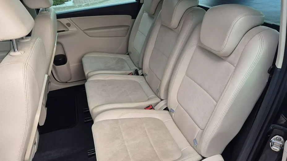 VOLKSWAGEN Sharan -