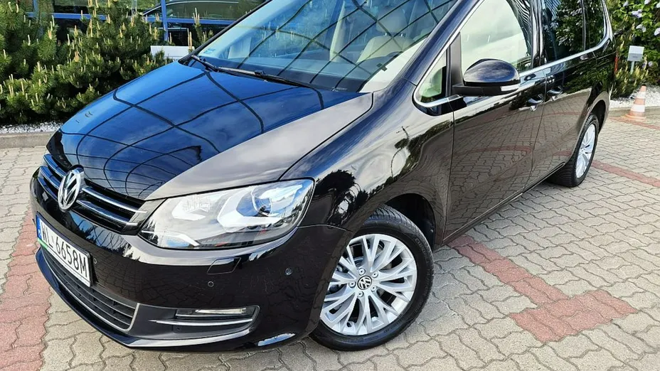 VOLKSWAGEN Sharan -