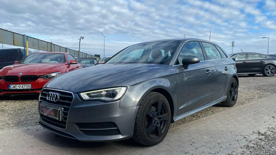 AUDI A3 -