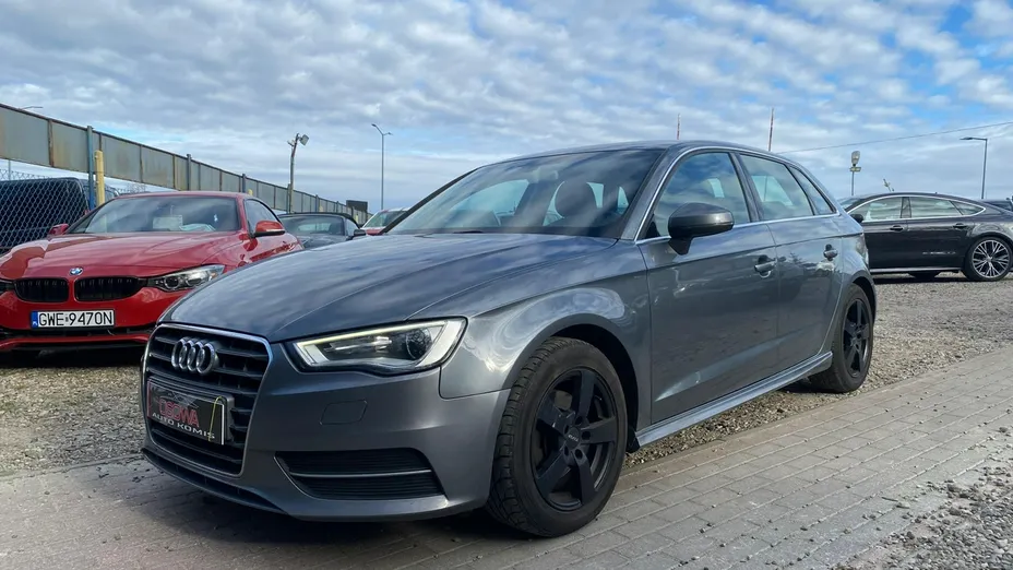 AUDI A3 -