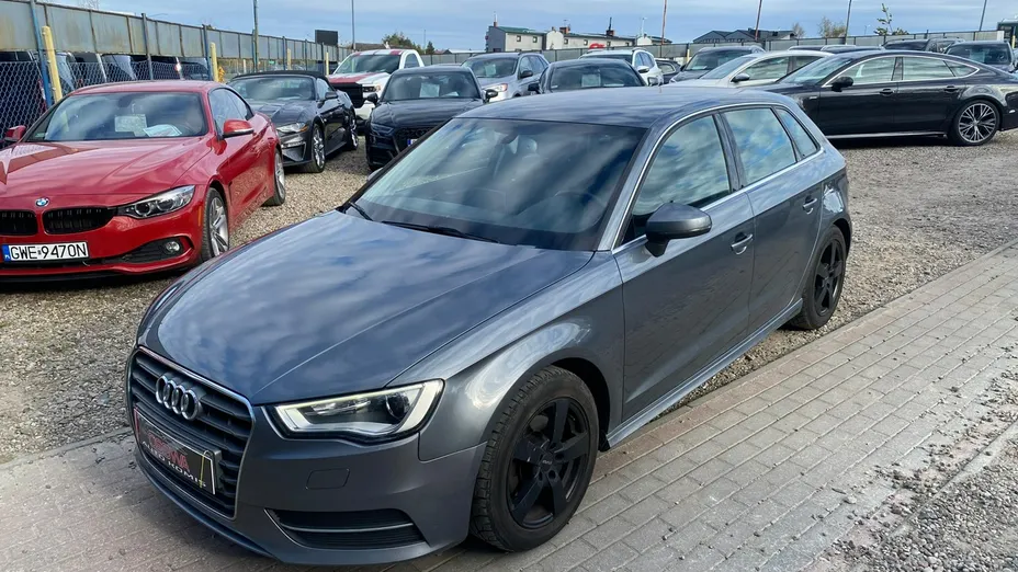 AUDI A3 -