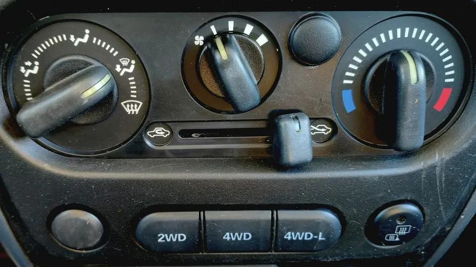 SUZUKI Jimny -