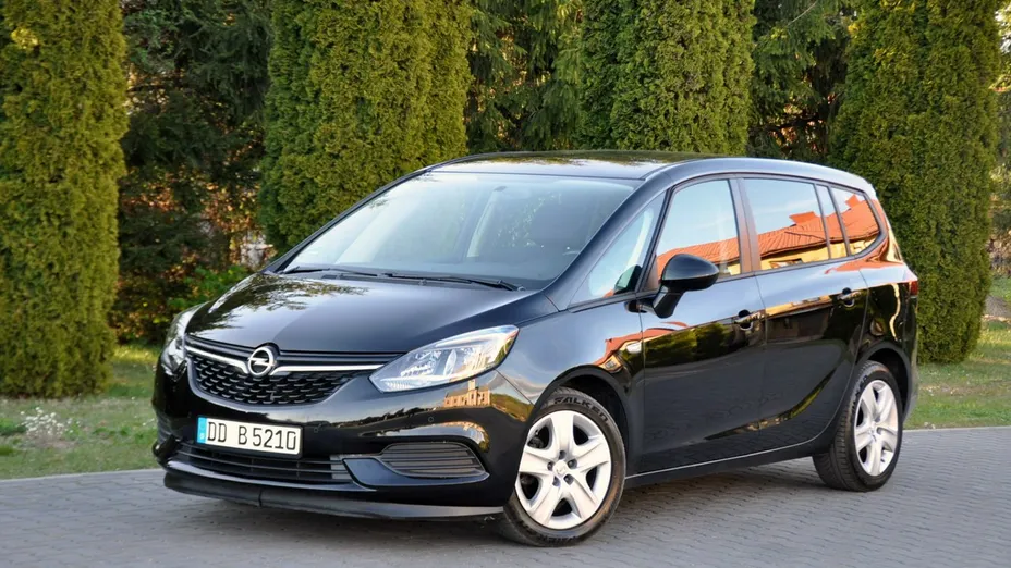 OPEL Zafira -