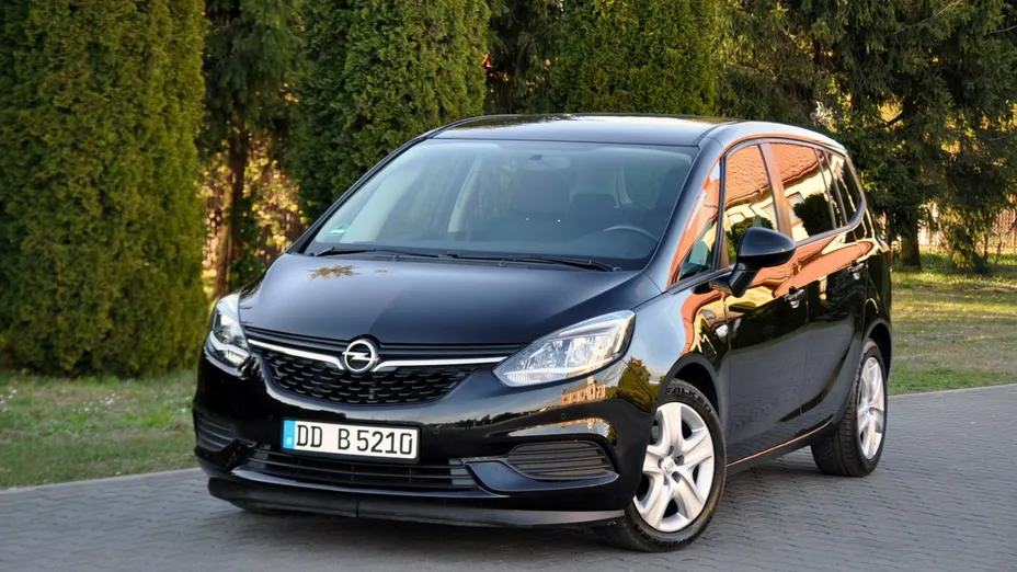 OPEL Zafira -