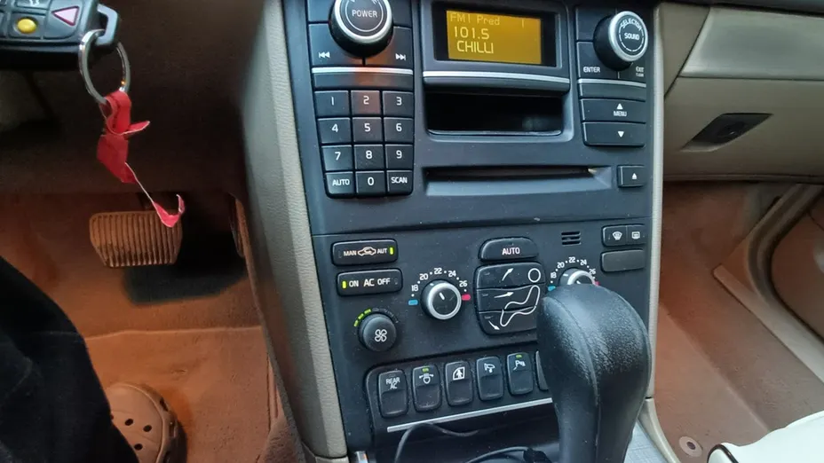 VOLVO XC90 -