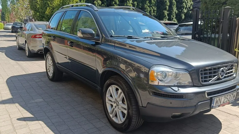VOLVO XC90 -