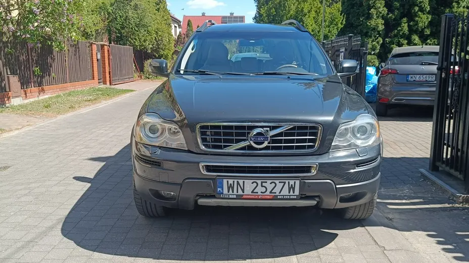 VOLVO XC90 -