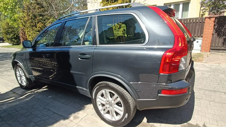 VOLVO XC90 -