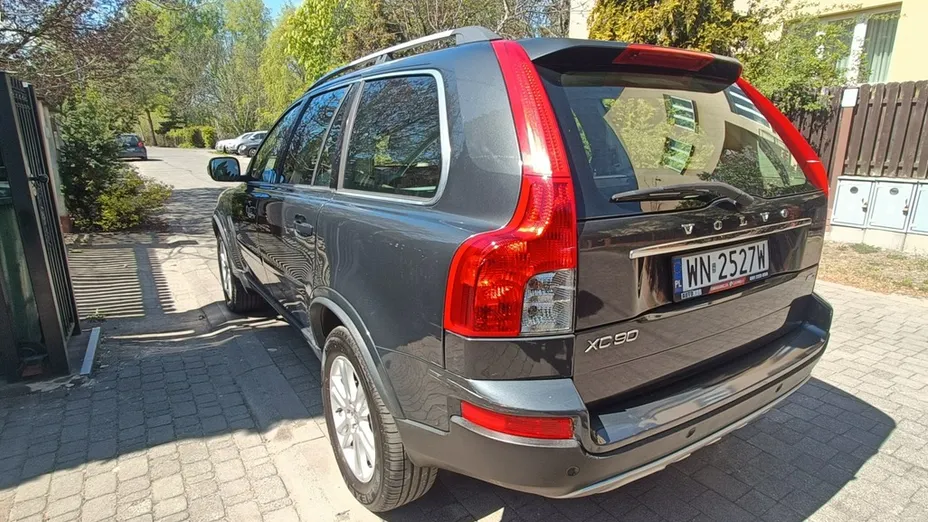 VOLVO XC90 -