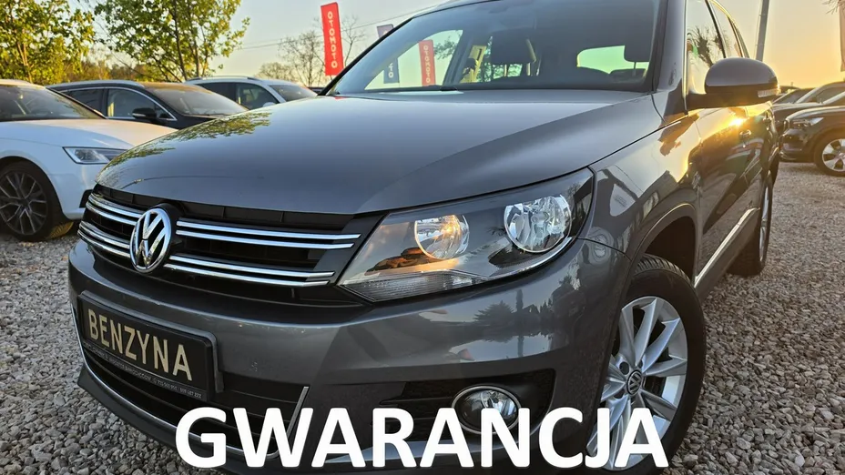 VOLKSWAGEN Tiguan -