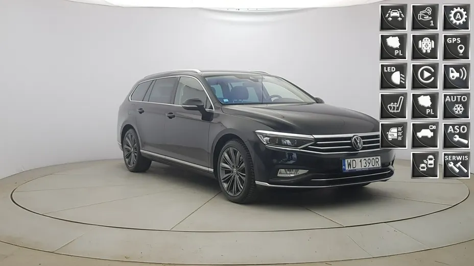 VOLKSWAGEN Passat -