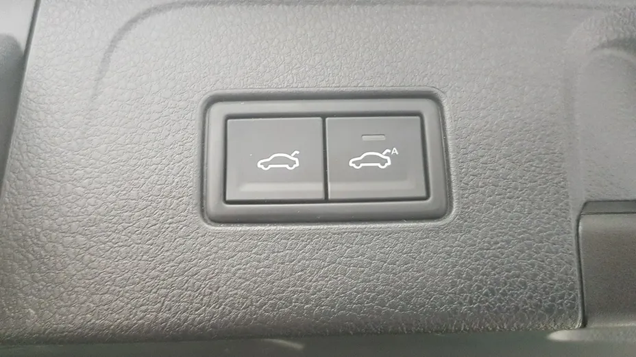 VOLKSWAGEN Passat -