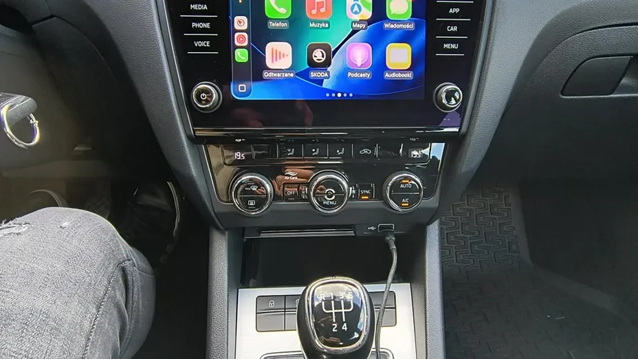 SKODA Octavia -