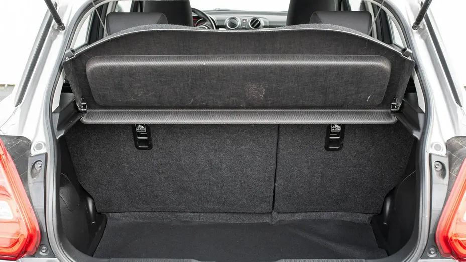 SUZUKI Swift -