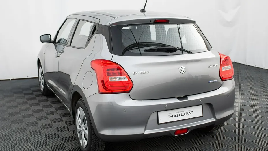 SUZUKI Swift -