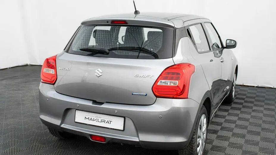 SUZUKI Swift -
