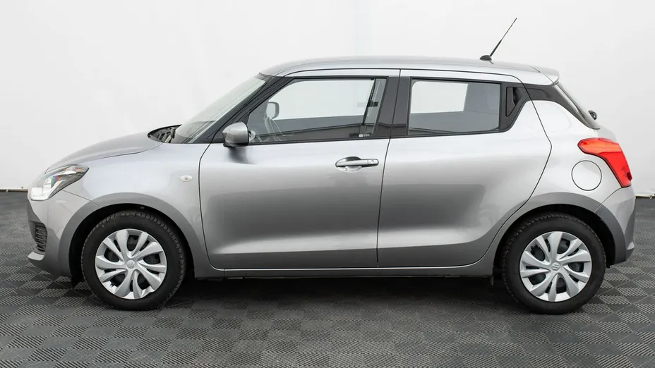 SUZUKI Swift -