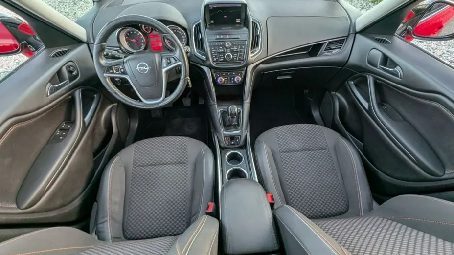 OPEL Zafira -