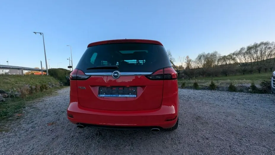OPEL Zafira -