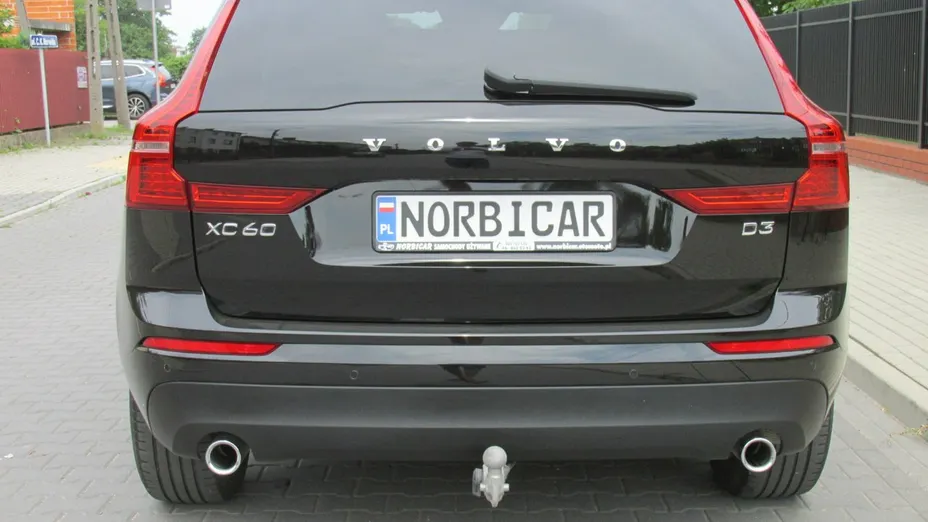 VOLVO XC60 -