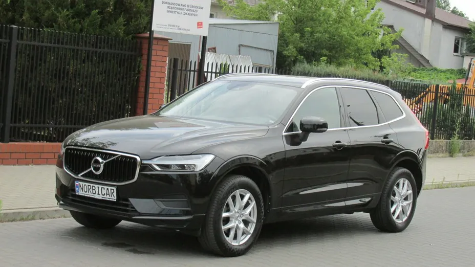 VOLVO XC60 -