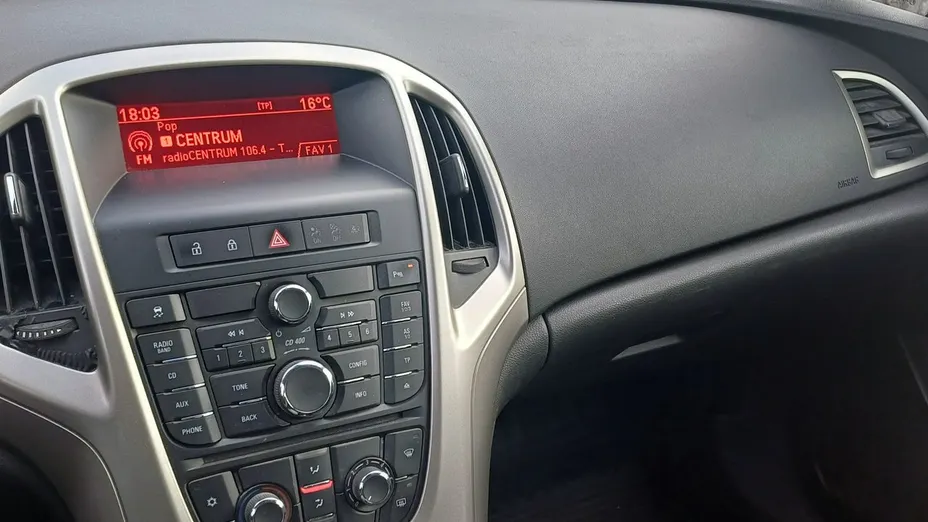 OPEL Astra -