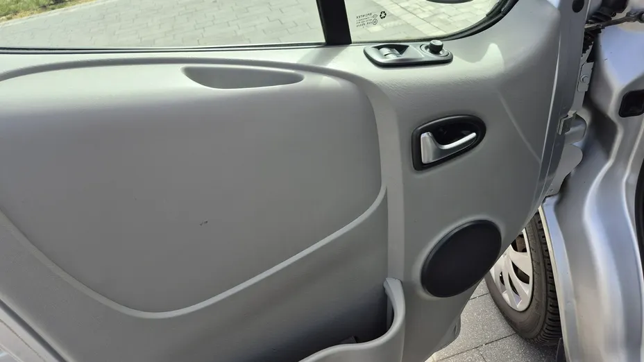 RENAULT Trafic -