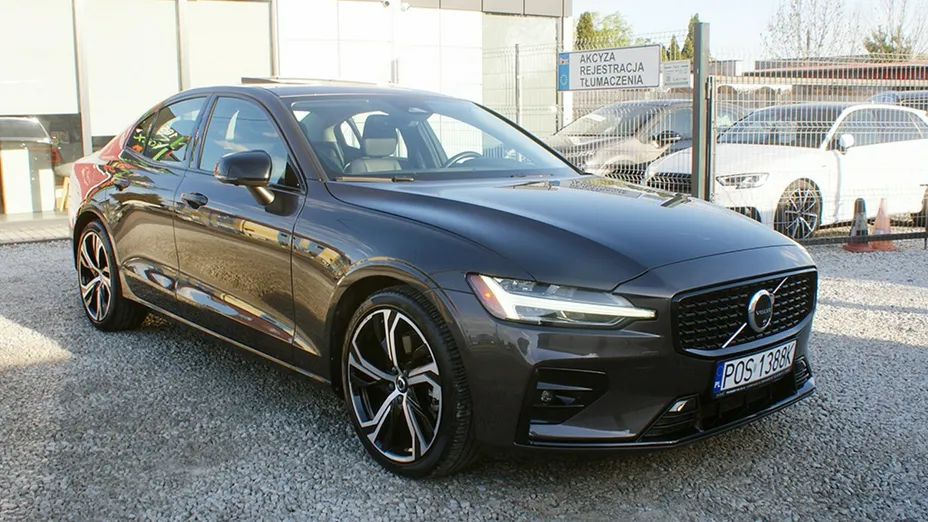 VOLVO S60 -