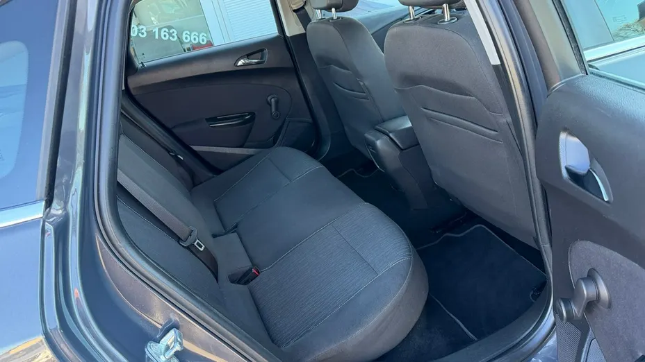 OPEL Astra -