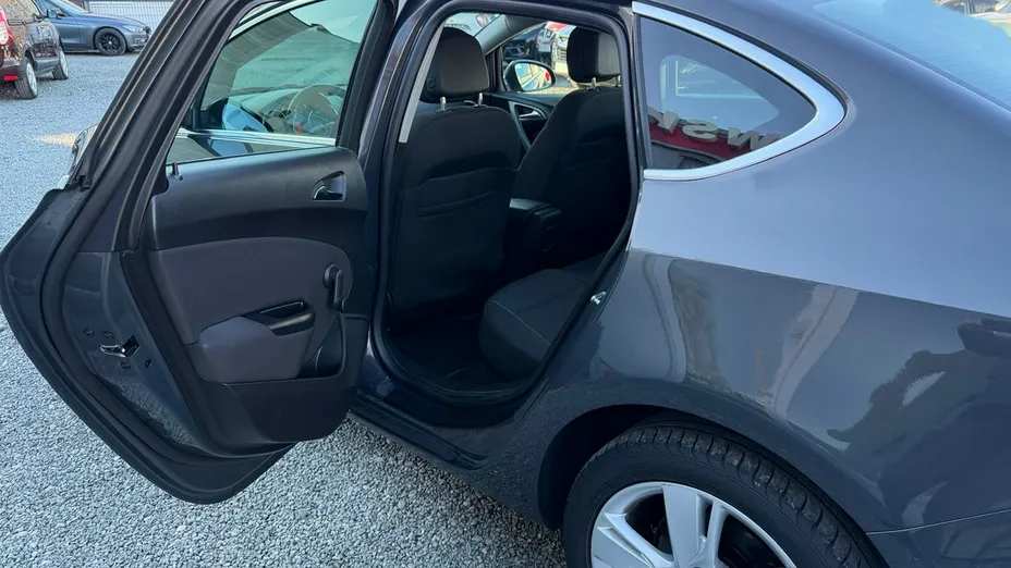 OPEL Astra -
